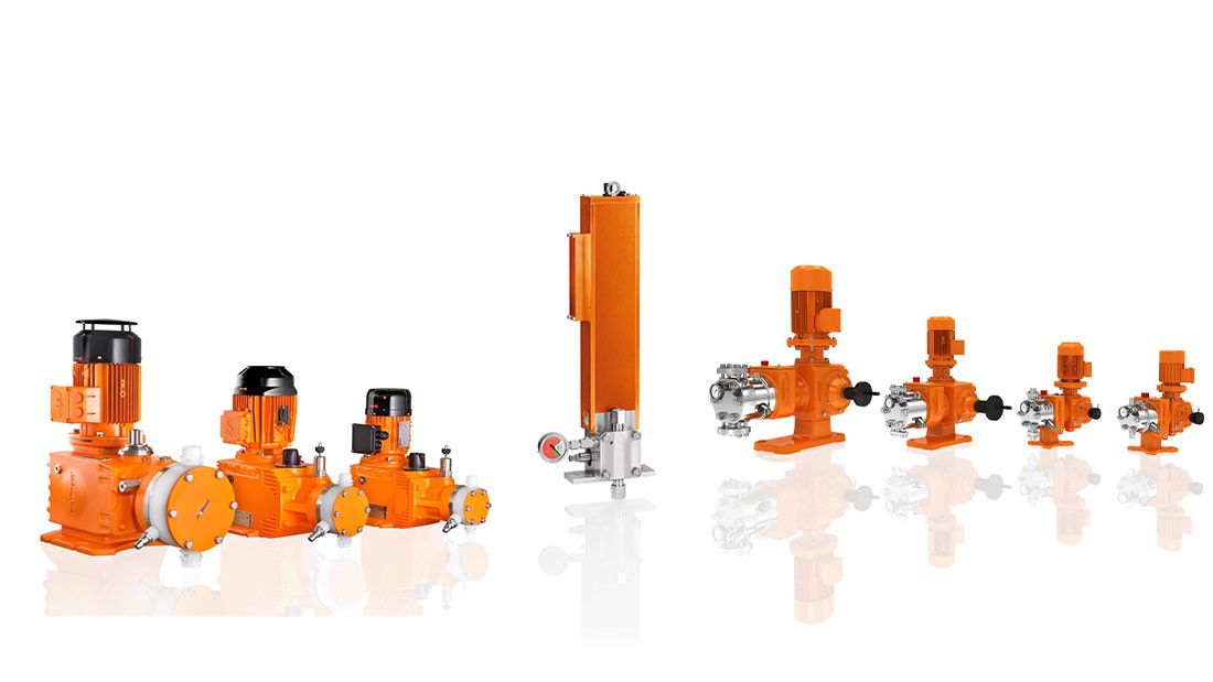 Hydraulic membrane metering pump